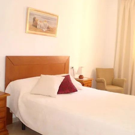 Apartman 2 Bedrooms At 100 M Away From The With Furnished Terrace And Wifi Alcudia
